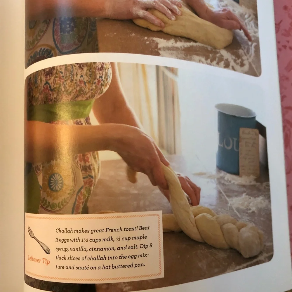 The Family Dinner: Great Ways to Connect w/Your Kids One Meal at a Time Book